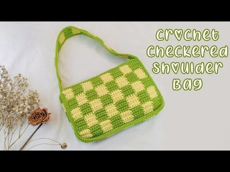 Easy Crochet Checkerboard Shoulder Bag Tutorial | Chenda DIY - YouTube Diy Crochet Bag Pattern, Shoulder Bag Crochet Pattern, Crochet Checkered Bag Pattern, Crochet Shoulder Bag Tutorial, Crochet Bags Tutorials, Tutorial Crochet Bag, How To Make A Crochet Bag, Crochet Bag Tutorials Videos, Diy Crochet Bag Tutorial