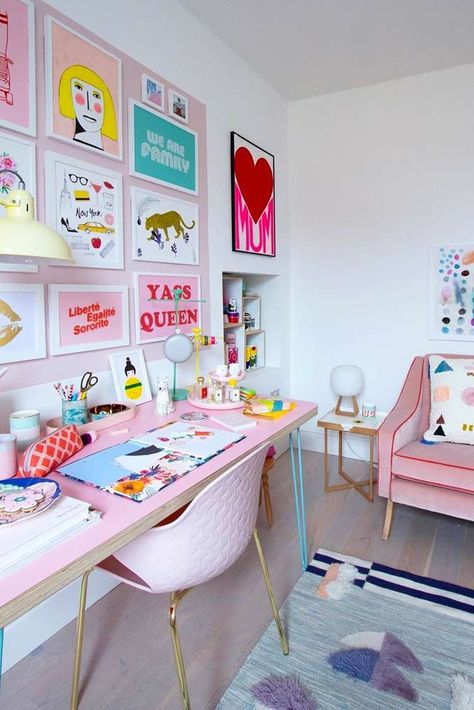 Pink Home Offices, Maximalist Home, Study Room Design, Pink Desk, Dekorasi Kamar Tidur, Pink Chair, Preppy Room, Study Rooms, Study Room