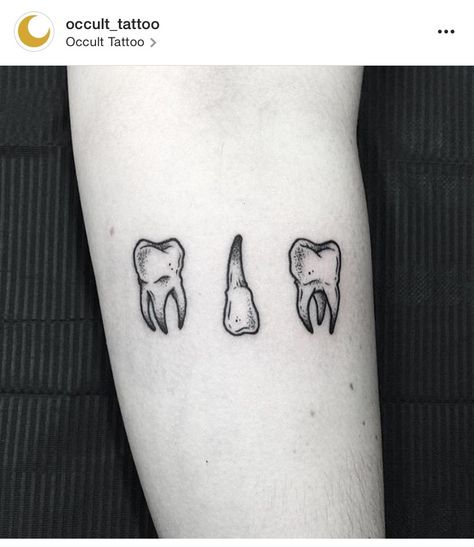 Teeth Tattoo Ideas, Diamond Tattoo Meaning, Keyhole Tattoo, Teeth Tattoo, Eye Tattoo Meaning, Umbrella Tattoo, Tooth Tattoo, Bone Tattoos, Парные Тату