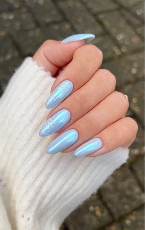 January Nails Blue And White, Powder Blue Winter Nails, Icy Blue Nail Designs, Blue Nails For Winter, Holiday Blue Nails, Ice Blue Winter Nails, Snowy Blue Nails, Frozen Nails Acrylic, Elsa Inspired Nails