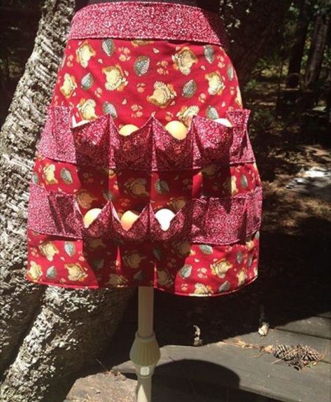 Egg Gathering Apron, Apron Craft, Free Apron Pattern, Egg Apron, Egg Collecting Apron, Gathering Apron, Apron Pattern Free, Chicken Aprons, Egg Aprons