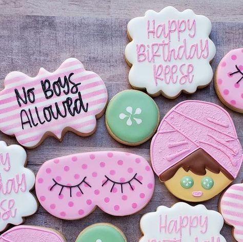 Spa Party Cookies Ideas, Spa Theme Cake Pops, Spa Birthday Party Cookies, Spa Day Cookies Decorated, Spa Themed Party Food, 5th Birthday Spa Party, Spa Birthday Cookies, Spa Day Cake Girl Birthday, Spa Themed Cookies