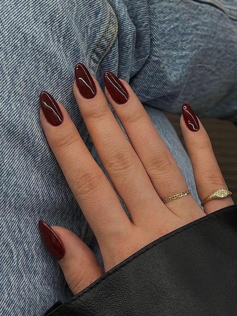 glossy and dark brown nails Red Summer Nails, Kutek Disney, Dark Red Nails, Wine Nails, Manikur Kuku, Maroon Nails, Fall Gel Nails, October Nails, Cherry Nails