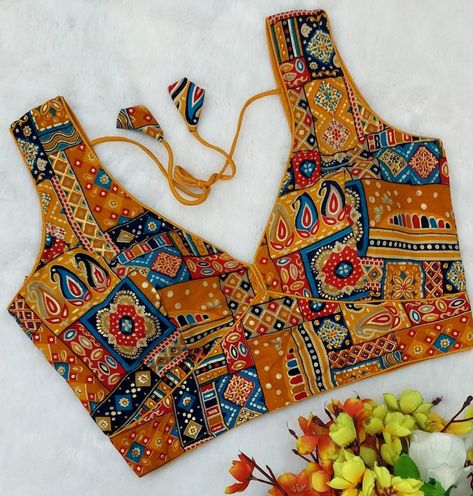 Sleeveless Blouse Designs, Blouse Designs Catalogue, Latest Blouse Designs Pattern, Sewing Pattern Shop, Blouse Back Neck Designs, Design Blouse, Fashion Design Patterns, Hand Work Blouse, Long Dress Design