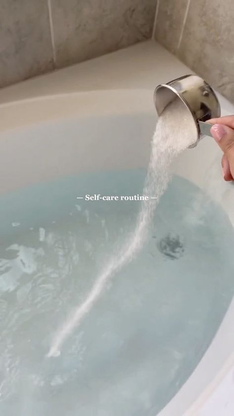 Salt Bath Aesthetic, Epson Salt Baths, Self Care Instagram Stories, Self Care Day Aesthetic, Me Time Aesthetic, Epson Salt Bath, Mindset Aesthetic, Cold Bath, Aesthetic Bath