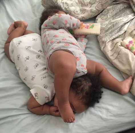 Uh oh. Double the cuteness. #DoubleTheTrouble Rumi Carter, Mommy Goals, Cute Twins, Future Mom, Mommy Life, Baby Gif