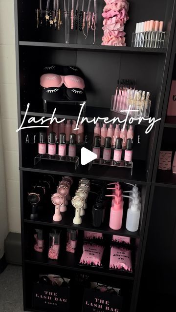 Lashroomdecor Ideas Pink, Black And Pink Beauty Room, Lash Studio Shed, Simple Lash Room Ideas, Pmu Organization, Lash Suite Ideas Pink, Lash Shop Ideas, Lash Tech Organization Ideas, Lash Tech Decor