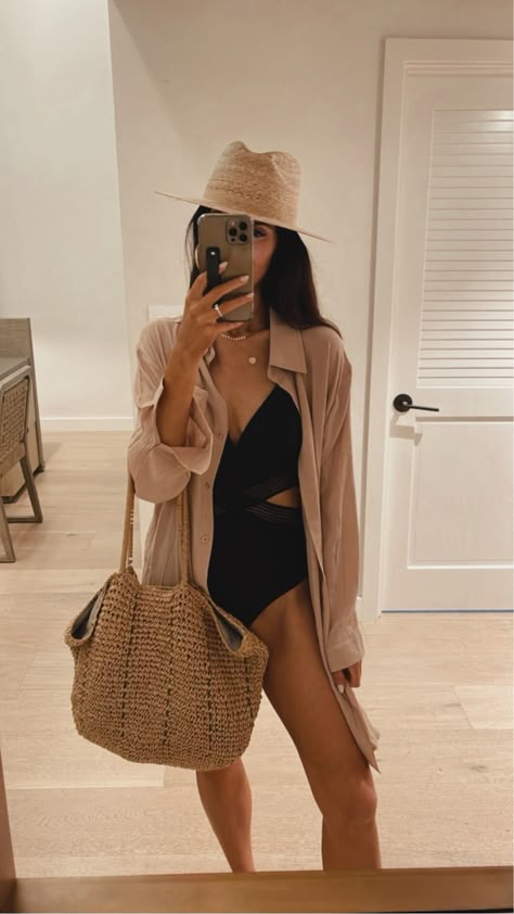 Spring Summer Vacation Outfits, Punta Cana Outfits, Cancun Outfits, Cruise Attire, Travel Fits, Swimwear 2024, Pool Outfits, Look Boho Chic, Pool Party Outfits