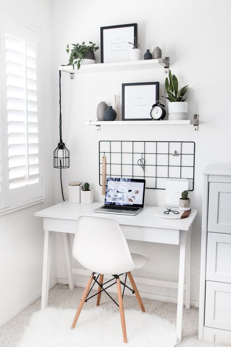 My Minimalist Workspace Teenage Room Decor, Cute Desk Decor, Bilik Idaman, Bedroom Hacks, Minimalist Living Room Design, White Desk, Hiasan Bilik, Bedroom Style, Bilik Tidur