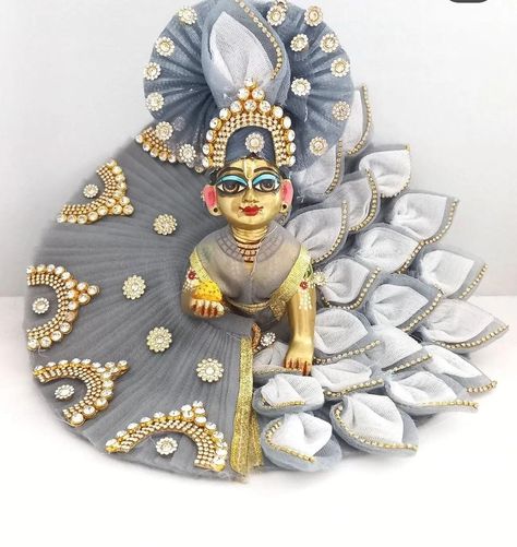 Laddugopal poshak Ladoo Gopal Dress Design, Laddu Gopal Dresses Handmade, Ladoo Gopal Dress, Laddu Gopal Dress, Home Flower Decor, Tissue Paper Flowers Diy, Janmashtami Decoration, Diwali Decoration Items, Bal Gopal