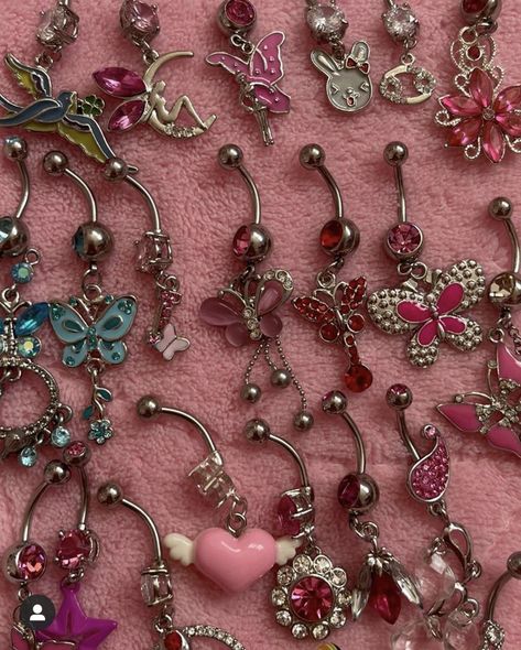 Y2k Ideas, Cute Belly Rings, Bellybutton Piercings, Belly Button Piercing Jewelry, Belly Piercing Jewelry, Belly Piercing Ring, Pretty Ear Piercings, Cool Piercings, Belly Button Jewelry