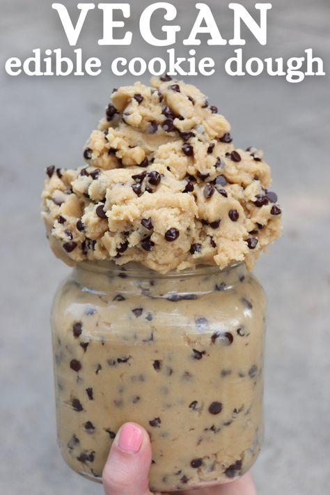 Vegan Edible Cookie Dough, Vegan Cookie Dough Recipe, Vegan No Bake Cookies, Cookie Dough Vegan, Edible Chocolate Chip Cookie Dough, No Bake Cookie Dough, Vegan Cookie, Vegan Cookie Dough, Sans Gluten Sans Lactose