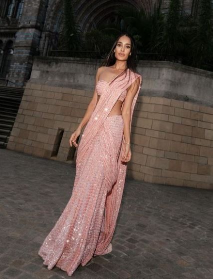 Designer Indian Wear, Lisa Haydon, Arpita Mehta, Delayed Gratification, Indian Outfits Lehenga, Fancy Sarees Party Wear, Modern Saree, Traditional Indian Dress, Indian Fashion Saree