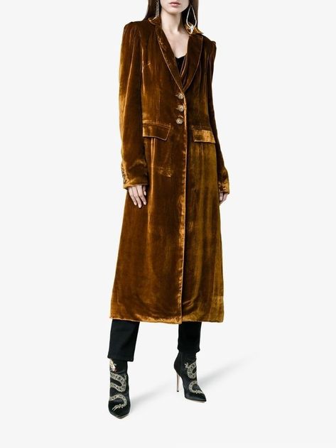 Classy Coat, Wool Sweaters Womens, Velvet Coat, Quirky Fashion, Fabulous Clothes, Classy Work Outfits, Velvet Fashion, Fantasy Fashion, Elegant Fashion