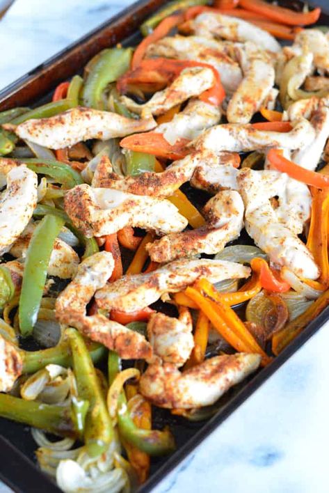 Kasey Trenum, Fodmap Chicken, Low Fodmap Chicken, Sheet Pan Chicken Fajitas, Chicken Fajita Bowl, Heart Healthy Recipes Low Sodium, Low Salt Recipes, Baked Chicken Fajitas, Low Fodmap Diet Recipes