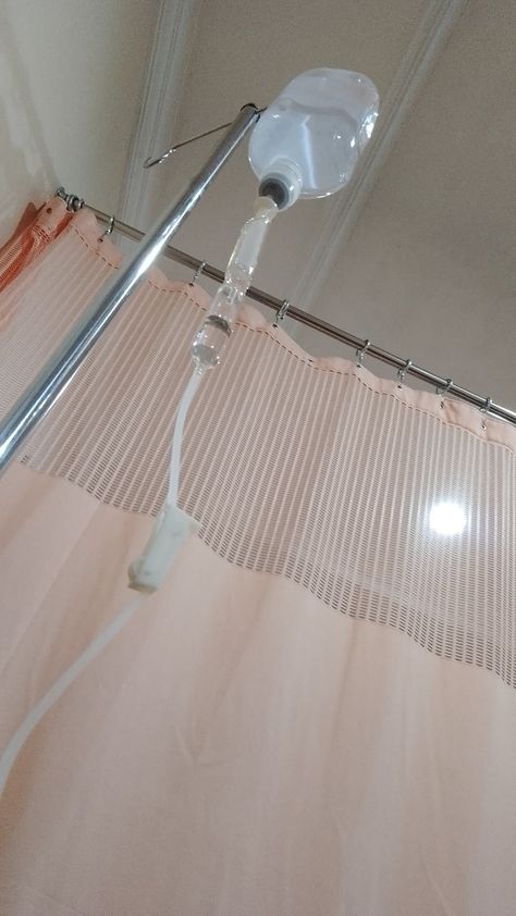 Fake Drip On Hand Snap At Hospital, Drip Photos In Hospital, Patient Snapchat Stories, Sline Hospital Pic, Hand With Drip In Hospital Real Photo, Iv Drip In Arm Hospital, Drips Snap Hospital, Tangan Masuk Air Hospital, Saline Hand Hospital Real Pic