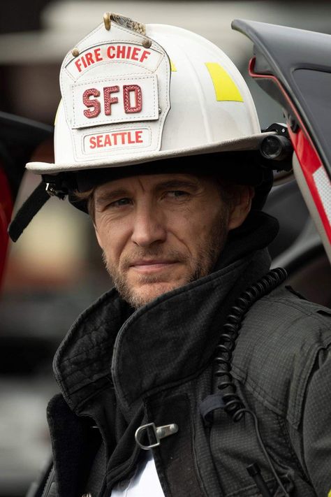 Ripley Station 19, Lucas Ripley, Brett Tucker, An Officer And A Gentleman, Mcleod's Daughters, Firefighter Pictures, Tv Musical, Station 19, Fire Chief