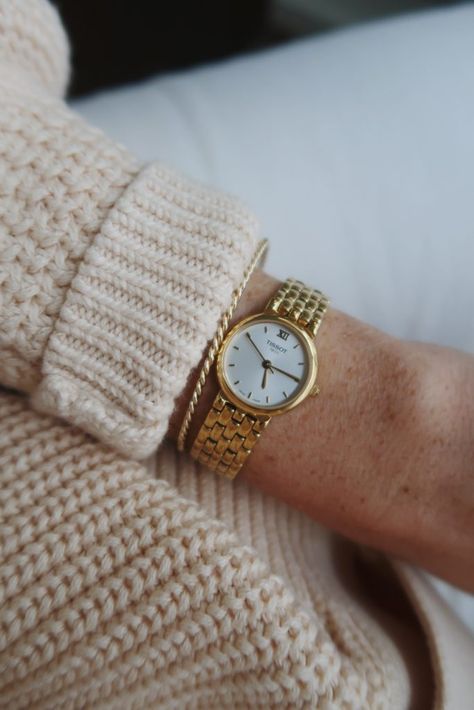 The Jewelry Pieces I Never Need (or Want) to Take Off from Yearly Co. – Amelia Styles | A Lifestyle Blog Gold Watch Outfits Women, Dress Watch Women, Good Watch Women, Simple Gold Watch, Feminine Watches Classy, Dainty Gold Watch Women, Gold Women’s Watch, Women’s Gold Watch, Timeless Jewelry Pieces