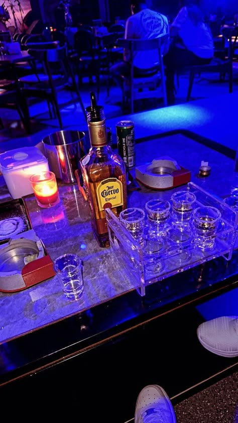 Bar Aesthetic Night Party Philippines, Pap Bar, Pap Di Club Malam, Pap Club Malam, Bar Pictures Instagram, Dugem Party, Myday Ideas, Night Club Dance, Couple Dance Videos