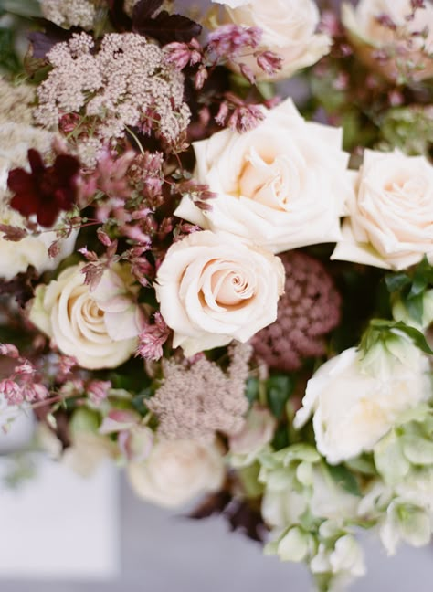 Light Green And Mauve Wedding, Mauve And Ivory Wedding Color Palettes, Mauve Flower Centerpieces, Mauve White And Gold Wedding, Mauve And White Bouquet, Mauve And Wine Wedding Colors, Champagne Mauve Wedding, White And Mauve Wedding Flowers, Peach Blush Mauve Wedding