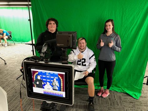 Morning Announcement Ideas for Schools – Padcaster School Announcements Ideas, Elementary Morning Announcement Ideas, Morning Announcements Elementary, Morning Announcements, Tech Apps, Broadcast Journalism, Library Media Center, Student Voice, School Morning