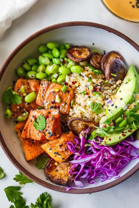 Miso Salmon Bowls | Feasting At Home Salmon Bowls, Best Salmon Recipe, Miso Salmon, Salmon Rice Bowl, Salmon Bites, Asian Spices, Salmon Bowl, Rice Bowls Recipes, Miso Dressing