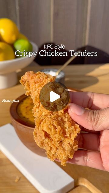 Fathima Yusuf (Shadiya) on Instagram: "How many would you eat ??  KFC COPYCAT CRISPY CHICKEN TENDERS..  Would you believe that My family stopped buying Chicken tenders from takeaways after I made this.. Try this KFC-style chicken tenders and please your taste buds!Deliciousness guaranteed in every bite! Try it out and thank me later..  LIKE, SAVE, SHARE the reel & FOLLOW @shadi_faleel for more easy recipes.  750g Boneless Chicken breast 1 tbsp salt   For the wet batter  2 cups of Plain flour  1 tsp Baking powder  1 tbsp Chilli powder  1 tsp Garlic powder  1 tsp Oregano 1 tsp Salt 2 Eggs  300ml cup of Water  For the dry mix  2 & 1/2 cups of Plain flour 2 tbsp Corn flour  2 tsp  Salt 1 tsp Garlic powder  1 tsp Chilli powder   Enough oil to deep fry the chicken   Follow @shadi_faleel Share & Easy Crispy Chicken Recipes, Chicken Fry Mix Recipe, Kfc Chicken Tender Recipe, Kfc Style Chicken Recipes, Crispy Chicken Batter, Fried Chicken Recipe Tenders, Crispy Chicken Recipes Easy, Chicken Breast Recipes Fried, How To Make Crispy Chicken