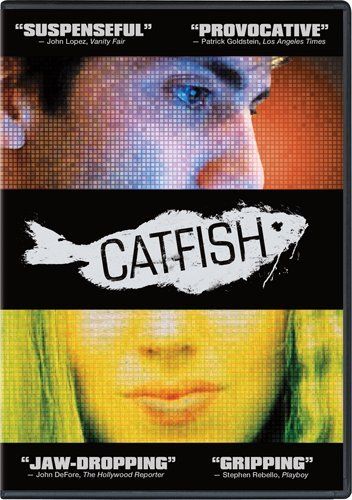 3.5/5 Catfish Online, Netflix Christmas Movies, Online Friendship, Full Mon, Documentary Movies, Best Documentaries, English Movies, Apollo 11, Film Review