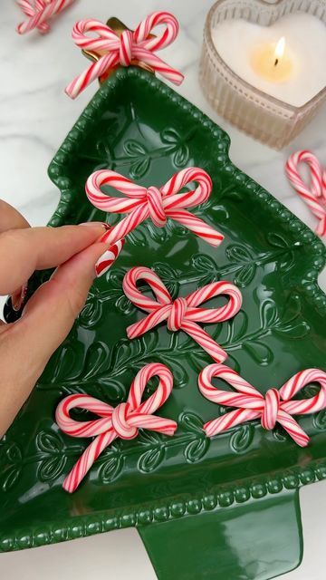 Peppermint Candy Bows, Candy Cane Bows, Candy Cane Bows In Oven, Candy Cane Bow, Christmas Candy Table Ideas, Peppermint Bows, Peppermint Crafts, Christmas Sleepovers, Diy Candy Canes