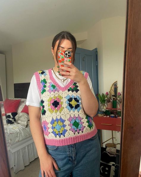 I’ve updated my Grandad’s vest pattern (formerly known as Grandad’s waistcoat; vest now feels more inclusive for the different variations… | Instagram Waistcoat Outfit Women, Crochet Granny Square Vest, Vest Ideas, Squared Clothes, Waistcoat Outfit, Crochet Waistcoat, Vogue Style, Mode Crochet, Vest Waistcoat