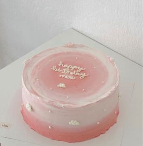 Pin by Ksn.vira on Party ideas in 2022 | Kue ulang tahun sederhana, Kue, Desain kue Aesthetic Cake Designs Pink, Cake Birthday Korea Simple Pink, Pink Korean Cake, Mini Korean Cake, Pink Minimalist Cake, Korean Birthday Cake Aesthetic, Pink Aesthetic Cake, Korean Cake Aesthetic, Pink Cake Aesthetic