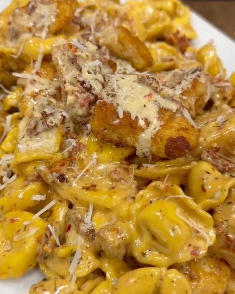 Marry Me Chicken Tortellini, Dredge Chicken, Frozen Tortellini, Tomatoes And Chicken, Cheesy Tortellini, Luke Brown, Tortellini Recipe, Marry Me Chicken Recipe, Marry Me Chicken