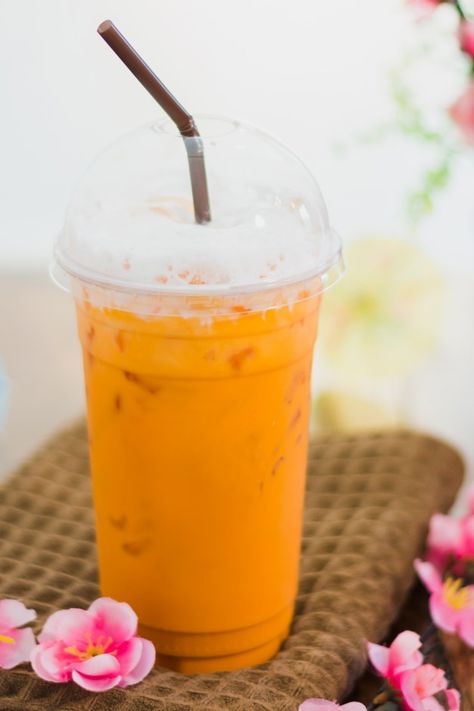 Thai Tea Cup, Thai Tea Aesthetic, Minuman Simple, Tiktok Affiliate, Logo Design Women, Menu Cafe, Food Deserts, Thai Milk Tea, Coffee Vibes