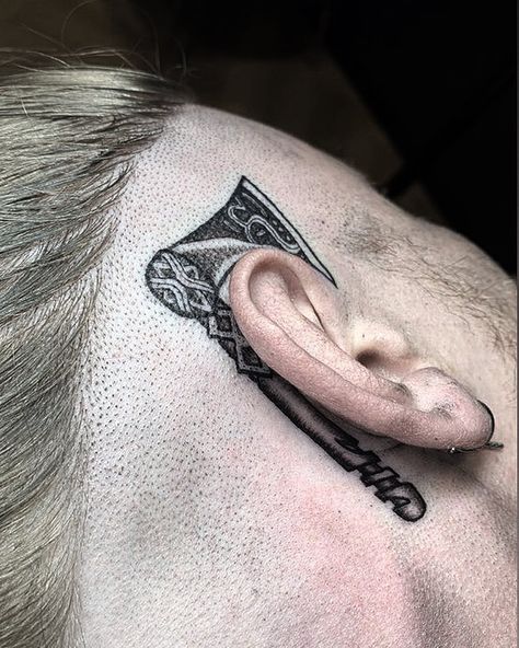 Viking Helmet Tattoo, Full Neck Tattoo For Guys, Bald Head Tattoo, Side Neck Tattoo For Guys, Tattoo Warrior, Tattoos Viking, Viking Tattoos For Men, Shoulder Armor Tattoo, Full Neck Tattoos