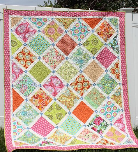 Baby Quilt Patterns Free, Lattice Quilt Pattern, Free Baby Quilt Patterns, Layer Cake Quilt Patterns, Lattice Quilt, Amy Smart, Cake Quilt, Quilt Layers, Layer Cake Quilts