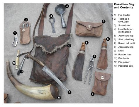 Possibles bag and contents Elf Kostüm, Crea Cuir, Bushcraft Kit, Leather Pouches, Powder Horn, Bushcraft Gear, Fur Trade, Hunting Bags, Mountain Man