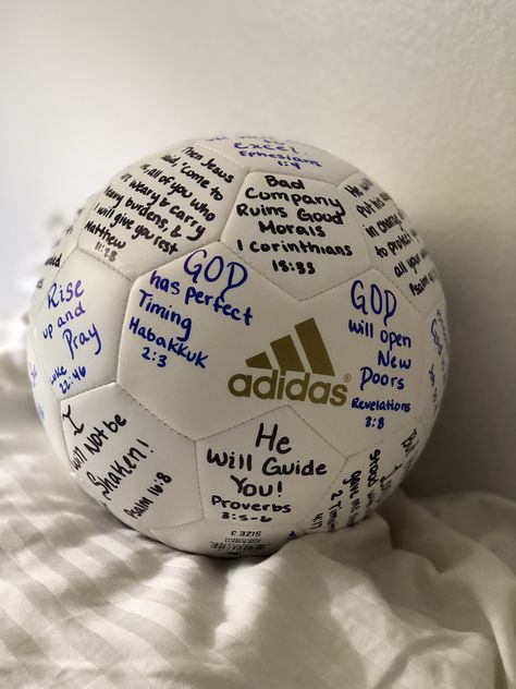 Boyfriend Soccer Gifts, Birthday Gifts For Soccer Boyfriend, Soccer Senior Basket, Birthday Gifts For Boyfriend Soccer, Gift Ideas For Soccer Boyfriend, Soccer Birthday Gifts For Boyfriend, Soccer Gifts For Boyfriend Diy, Boyfriend Gifts Soccer, Soccer Ball Gifts For Boyfriend