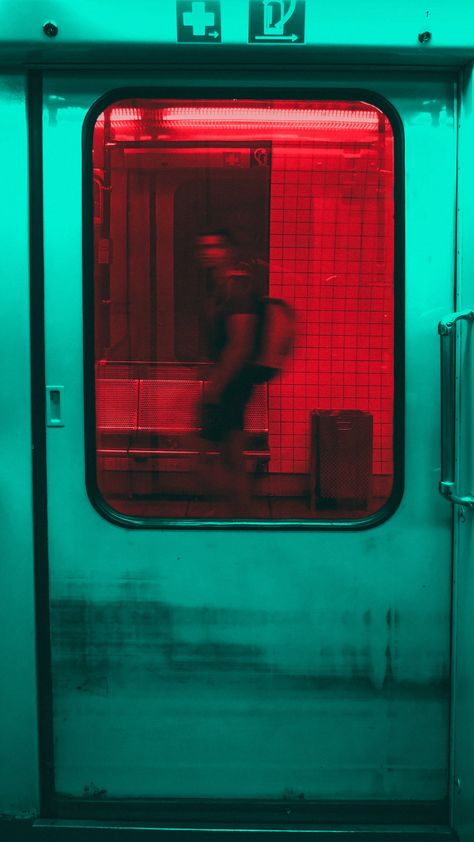 Selective Color Photography, Train Wallpaper, Neon Cyberpunk, Neon Noir, Concrete Stairs, Bag Sewing Pattern, Photographie Portrait Inspiration, Background Wallpapers, U Bahn