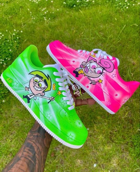 Nike Jordan Custom, Custume Shoes, Custom Sneakers Ideas, Custom Dunks, Marvel Shoes, Nike Shoes Women Fashion, Custom Sneakers Diy, Futuristic Shoes, Custom Shoes Diy