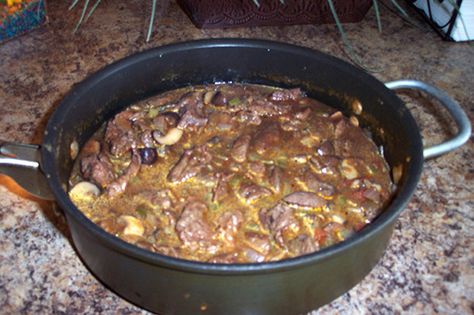 Cajun Beef, Beef Tips Recipe, Paul Prudhomme, Beef Tip Recipes, Beef Tips And Gravy, New Orleans Recipes, Low Fat Cooking, Creole Cooking, Cajun Dishes