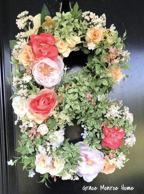 How to Make a DIY Flower Monogram Letter - DIY Monogram Wreath #wreaths #monogram #doorhanger #wreathmaking #wreathsupplies #diyhomedecor #diy #tutorial Diy Monogram Wreath, Diy Floral Monogram, Diy Monogram Letters, Grace Monroe, Letter Door Hanger, Diy Spring Decor, Letter Door Hangers, Wreath Making Tutorials, Letter Wreath