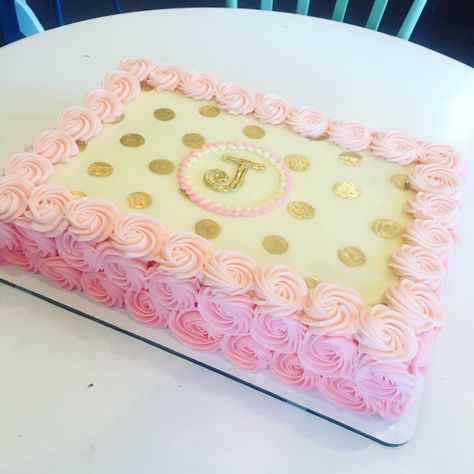 Rosette sheet cake , classy and chic by Hayleycakes and cookies in Austin tx! Baby Shower Kuchen, Pink And Gold Birthday, Birthday Sheet Cakes, Gold Birthday Cake, Bolo Minnie, Cupcakes Decorados, Bridal Shower Cakes, Sheet Cakes, Gold Baby Showers