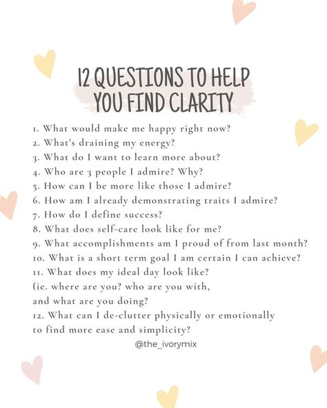 Oct 19, 2019 - I challenge you to JOURNAL THIS 👉 to help get yourself back into alignment with whatever you are struggling with. You can use this to help you with your business or in your life in general. This is MY FAVORITE exercise to do when I’m feeling overwhelmed. When we feel clarity, we experience so much more … What Is My Identity, Weekend Journal Prompts, Mollycore Aesthetic, Therapeutic Journaling, Journaling Layout, Daglig Motivation, Cinnamon Bites, Tenk Positivt, Healing Journal