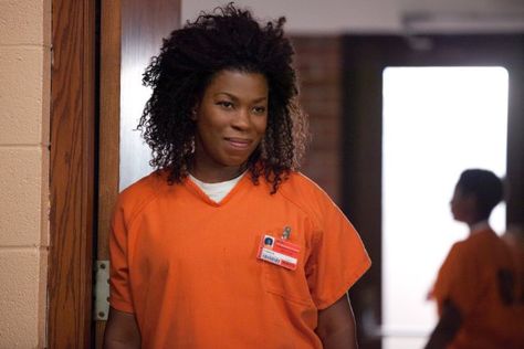 Lorraine Toussaint in Orange Is the New Black: Looks Blue, Tastes Red (2014) Lorraine Toussaint, Orange Jumpsuit, Jim Parsons, Cold Hearted, Orange Is The New, All Black Everything, Orange Is The New Black, Tv Guide, Curly Wigs