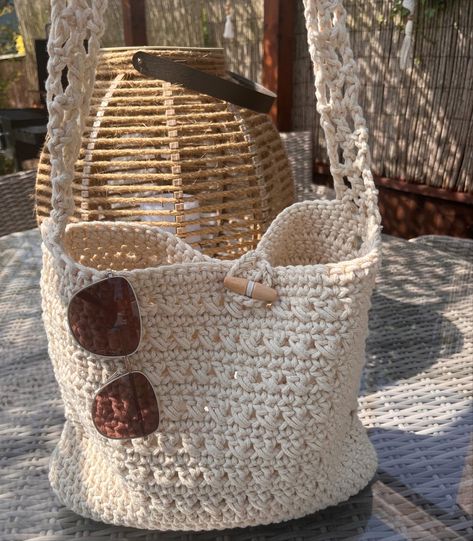 https://etsy.me/3yUnMUK Summer Crochet Bags Beach Totes, Knitted Beach Bag, Crochet Bag For Beach, Knit Beach Bag, Crochet Beach Bag Aesthetic, Crochet Beach Stuff, Beach Bags Aesthetic, White Crochet Beach Bag, Crochet Beach Blanket