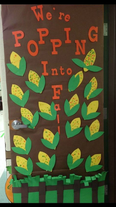 We_Are_Teachers_Fall_Bulletin_Board_Harvest Preschool Door Decorations, Fall Classroom Door, Preschool Door, October Bulletin Boards, Door Bulletin Boards, Preschool Spring, Halloween Bulletin Boards, Spring Bulletin, Thanksgiving Classroom