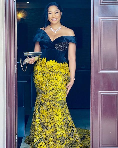 Golden Yellow Dress, African Mermaid, Ankara Outfits, Look Prettier, African Lace Styles, Dress Ankara, African Prom Dresses, Ankara Gown, Latest Ankara