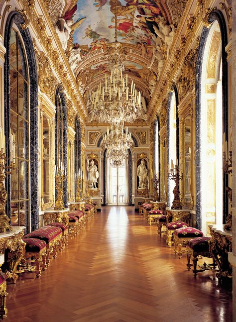 Tea at Trianon: The Hall of Mirrors at Schloss Herrenchiemsee Paris Opera House, Palace Interior, Hall Of Mirrors, Palace Of Versailles, Royal Life, Beautiful Castles, Visit London, London Photos, Luxury Homes Dream Houses