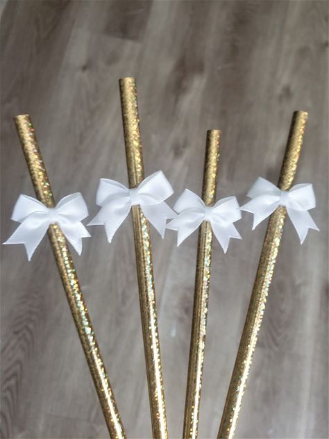 "Gold and White Bow Party Straws, Bridal Shower Decoration, Wedding Shower, Wedding Straws, Baby Shower Decoration White Fabric Bows, Gold Metallic Straws, assembled party decoration.  Product details: - Standard straw size - 1\" white fabric bows also included (already assembled on straw) What's included - 12 Gold Metallic Straws with White Bows Please contact me if you have any questions!  Thank you!" Gold And White Bachelorette Party, Bridal Shower Bows, White And Gold Bridal Shower Ideas, Gold And White Party Theme, White And Gold Party Decorations, White And Gold Birthday Decorations, Gold And White Birthday Party, Coquette Bday, Golden Birthday Ideas