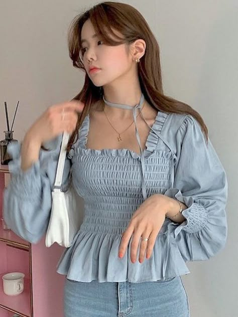 Trendy Fashion Tops Long, Puff Sleeve Top Outfit, Modest Girly Outfits, Puff Sleeves Top, Women Chiffon Blouse, Stylish Tops For Women, Tailored Clothes, Fashion Top Outfits, Trendy Tops For Women